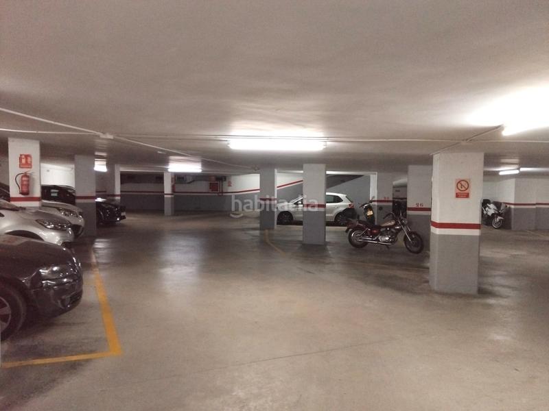 Foto f098c7d7-5a5f-4f7c-8497-dbbe6df82289. Location parking voiture dans Centre Mataró