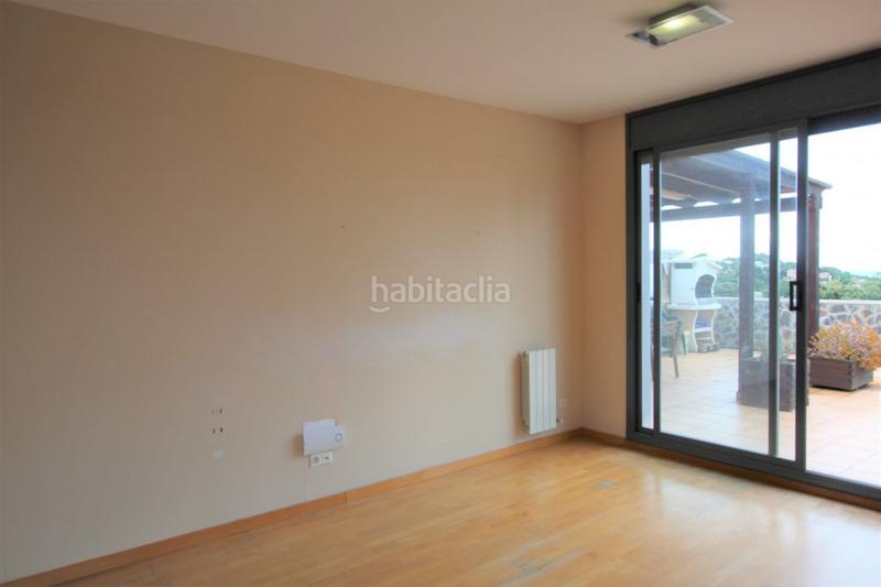 Foto 6677d3e0-0d61-4717-937a-1df86342a127. Etagenwohnung mit heizung parking in Vallveric Mataró