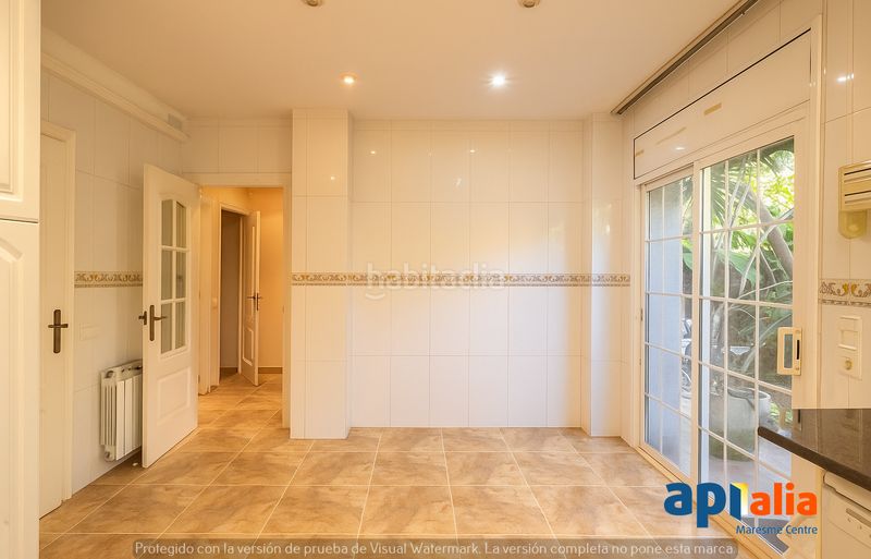Foto ec215805-65d8-4c70-9403-fc9fe23d2ee1. Casa amb calefacció aparcament a Sector Est Premià de Mar