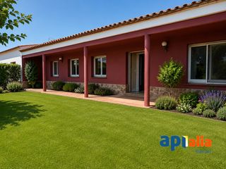 Pis a Les Pinedes. Producto apialia.hay propiedades que ofrecen metros cuadrados, o