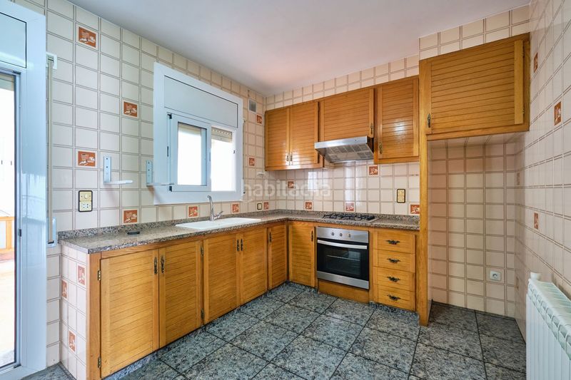 Foto 6d853217-9f81-4eb3-a081-3b5c60e3fcb9. Casa amb calefacció aparcament a Cerdanyola Nord Mataró