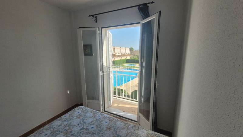 Foto ae2d7e70-ce14-4d9b-a3b2-c18d1fa534c1. Apartament amb aparcament a Las Marinas - Pueblo Laguna Vera
