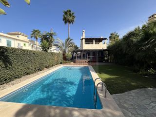 Chalet  Palomares de (cm). Chalet en venta en vera, 3 dormitorios.