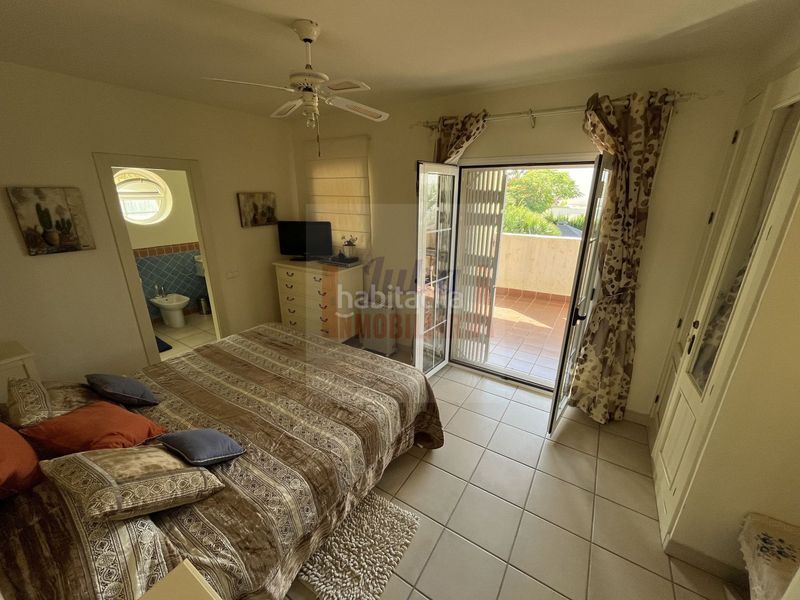 Foto f3ab3d35-d248-410a-9704-b416fdae0cbf. Xalet amb calefacció aparcament piscina a Cala Marqués Vera