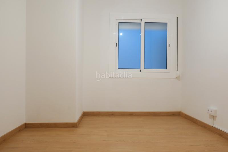 Foto 0e849b93-3a2f-4613-8e89-8ae2fcfa4e66. Piso en El Raval Santa Coloma de Gramenet