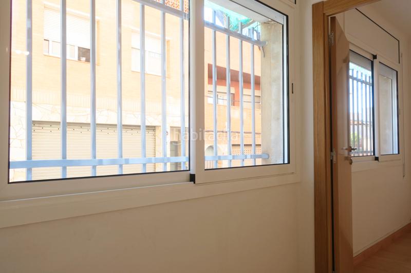 Foto 7a4d5f58-8e7e-4ba3-951c-b74779c99901. Piso en El Raval Santa Coloma de Gramenet