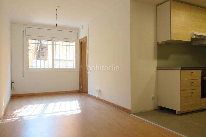 Foto f111f874-b441-4995-bdd4-eecfd04636b6. Piso en El Raval Santa Coloma de Gramenet