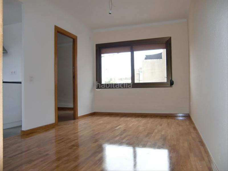 Foto 62a449ec-e94c-4885-9353-8d8c4f318b35. Attique dans El Raval Santa Coloma de Gramenet