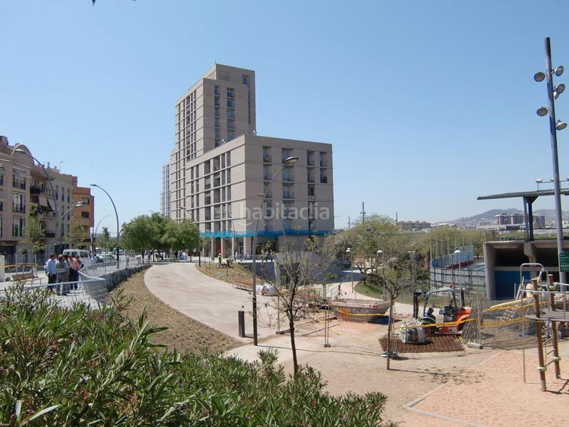 Foto 3831b330-8eb6-4bc2-8bf0-3093c58c83c3. Dachwohnung in El Raval Santa Coloma de Gramenet