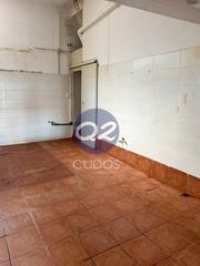 Lloguer Local Comercial  Carrer del pare sanahüja. Local en alquiler