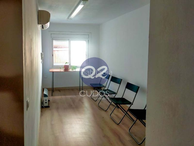 Foto 5d4e7e43-1108-41de-b35f-a47fcf0dd686. Miete büro in Joc de la Bola - Camps d'Esports Lleida