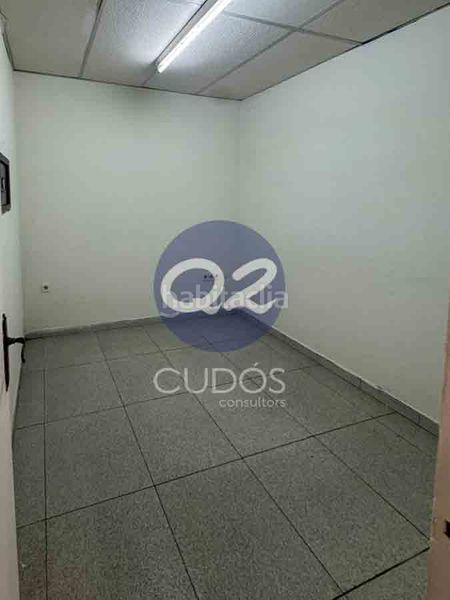 Foto fc79e9ea-b68f-49b0-8b86-97f287998c95. Lloguer local comercial a Balaguer