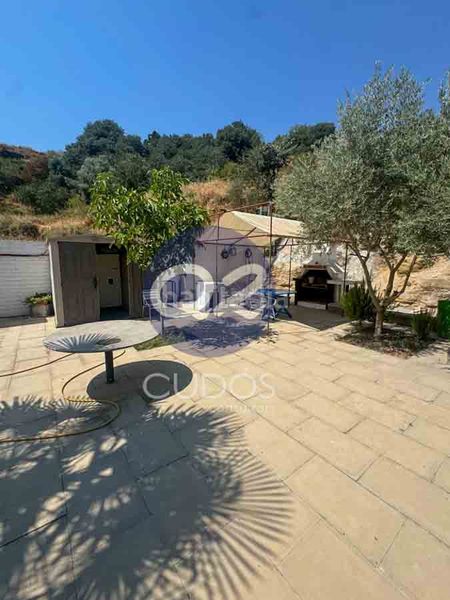 Foto a2121b82-c474-44bf-8dab-cc4af0de6cce. Xalet amb xemeneia calefacció aparcament piscina a Balaguer