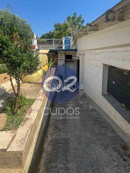 Foto dcddbbbb-c8bf-43f7-9d93-65d5e50e961a. Xalet amb xemeneia calefacció aparcament piscina a Balaguer