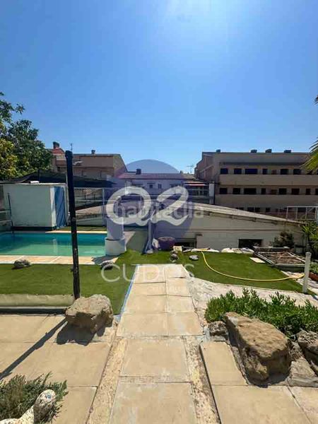 Foto f48bb3cb-a134-4051-9fd9-6cdb98adb0f7. Xalet amb xemeneia calefacció aparcament piscina a Balaguer