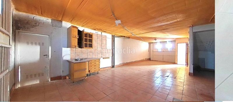 Foto 9935a9b0-e422-4985-993a-0f907d4589a9. Casa adossada amb calefacció aparcament a Linyola