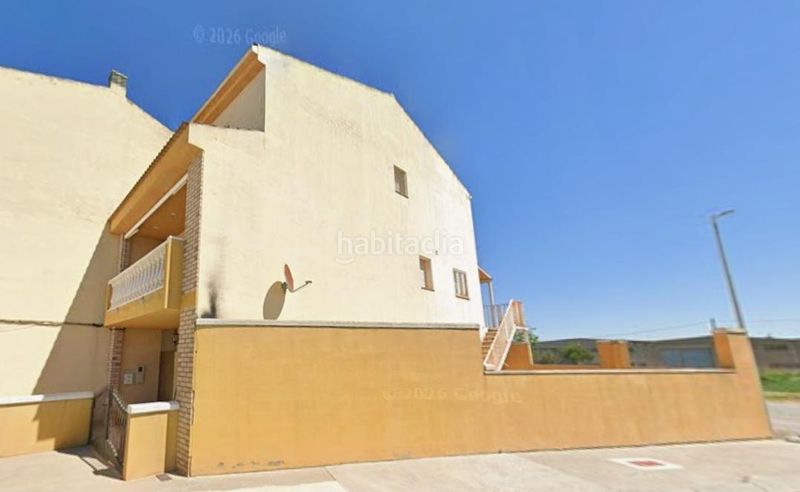 Foto af2efa24-3509-4e65-bd6e-e934ea8dfb94. Casa adossada amb calefacció aparcament a Linyola