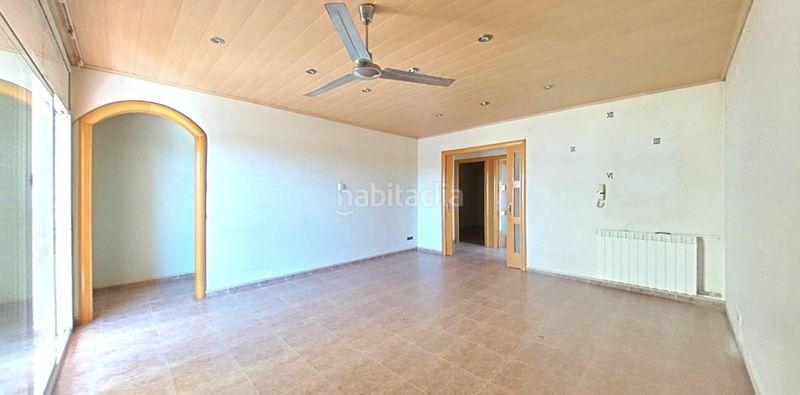 Foto ea61a314-21e5-4f35-9e28-ba12128a000c. Casa adossada amb calefacció aparcament a Linyola