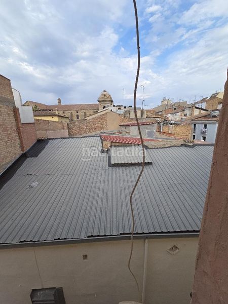 Foto bedb72aa-c7ec-499d-8a84-fa2c8a2e7891. Apartament a Centre Històric Lleida