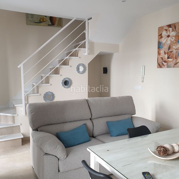 Foto 0d0aa1ff-e449-409b-980c-0b38bdf45757. Duplex avec chauffage dans Casco antiguo - Convento - Caldereto Ubrique