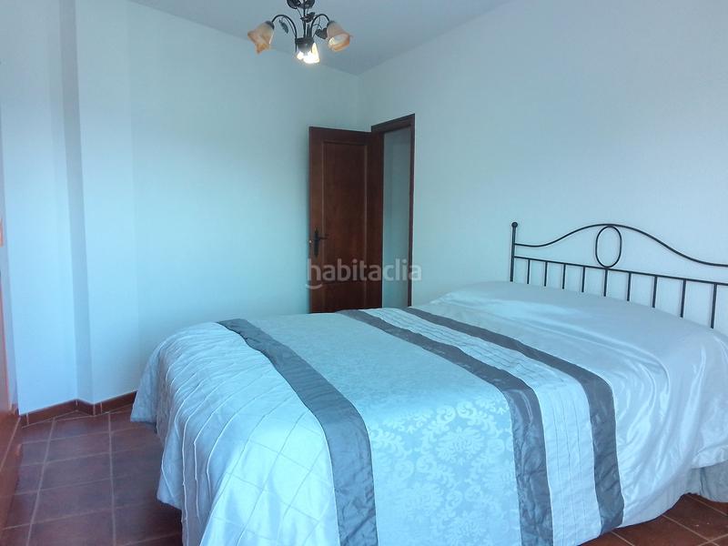 Foto 2d88328c-77b7-405e-a08a-894383a5c27e. Maison jumelée avec cheminée dans Benaocaz