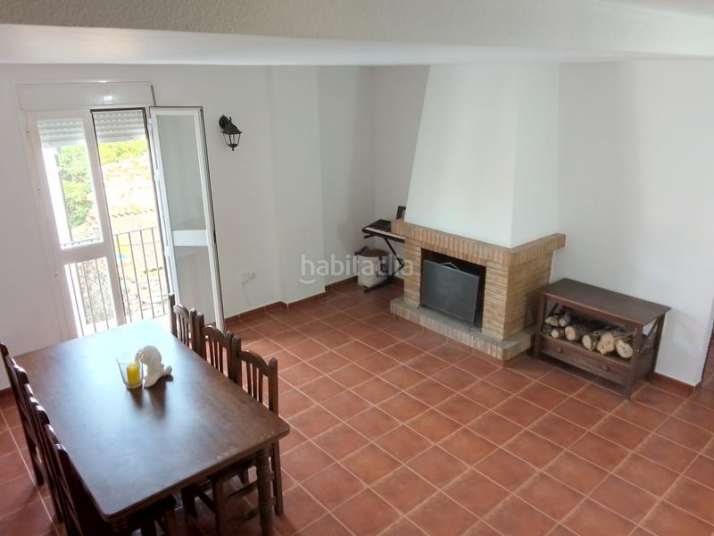 Foto 4b8ffa6b-6a66-4187-9f23-544a4cd33f95. Maison jumelée avec cheminée dans Benaocaz