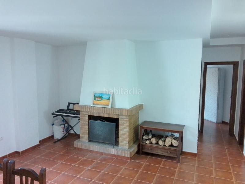 Foto 4d93ba05-3fee-4024-8ec4-af8a63cd4024. Maison jumelée avec cheminée dans Benaocaz