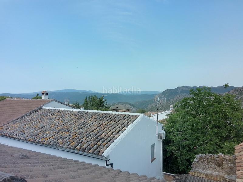 Foto be59d9ba-83a3-4b12-adbf-1a23217123ff. Maison jumelée avec cheminée dans Benaocaz