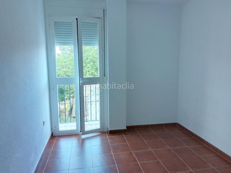 Foto ef1ee05e-acf5-44d8-bdc1-24ce4634dc05. Maison jumelée avec cheminée dans Benaocaz