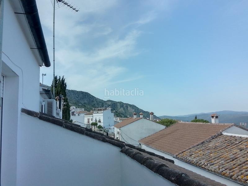 Foto f001b984-1913-41da-b82d-15b441b12f4d. Maison jumelée avec cheminée dans Benaocaz