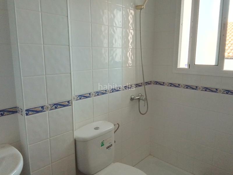 Foto 2bb60589-b769-4a52-82b7-cf4eae8ebc30. Casa adossada amb xemeneia a Villaluenga del Rosario