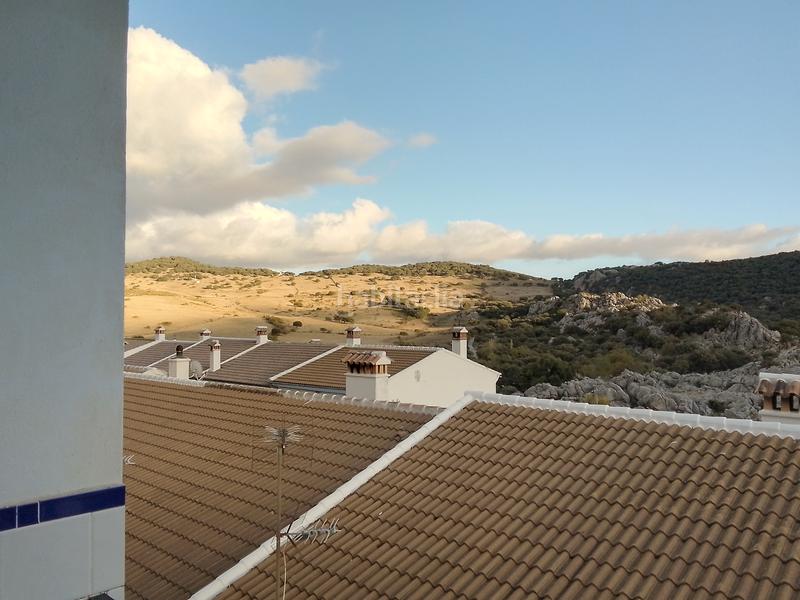 Foto 95eb3b9b-8f05-4a71-9850-8fcecebfcdfb. Casa adossada amb xemeneia a Villaluenga del Rosario