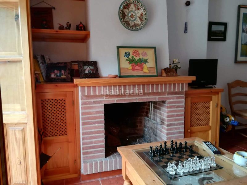 Foto 5edd4a10-7a3d-4dd0-b91a-c221869ccf83. Apartament amb xemeneia a Grazalema