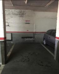 Autoparkplatz in Carrer cristofol colom 9. Finca con pocos años antiguedad.
