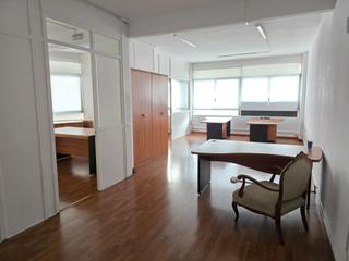 Miete Büro in Sarria 52. Oficina av sarrià! exterior!