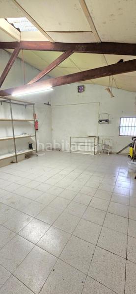 Foto 6435fe2c-823c-4e12-8319-40c365ceb9d0. Local comercial a Hostafrancs Barcelona