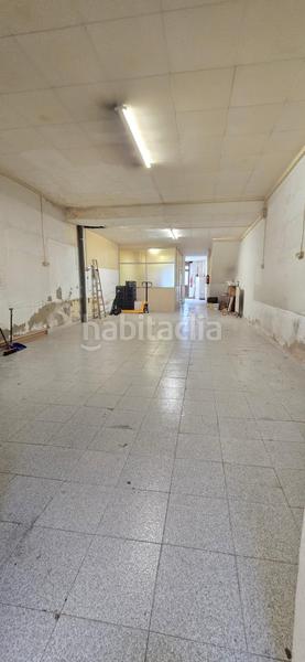 Foto be7bb7f5-9391-4616-8e2a-cc84c6882ae0. Local comercial a Hostafrancs Barcelona