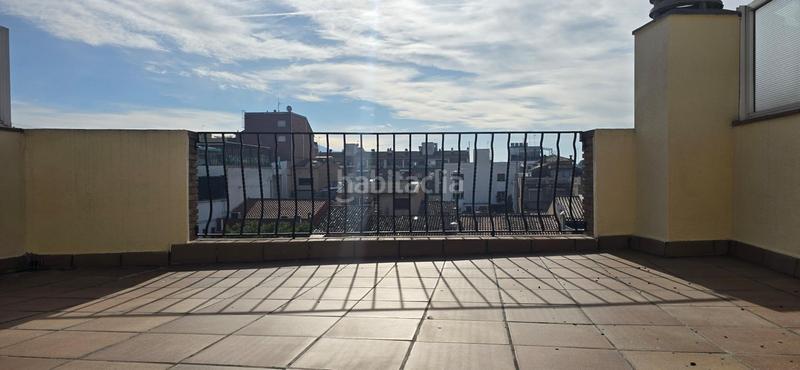 Foto 4d88a789-3d73-42b8-9e30-f9364db0ebc7. Semi detached house with heating parking in Santa Perpètua de Mogoda