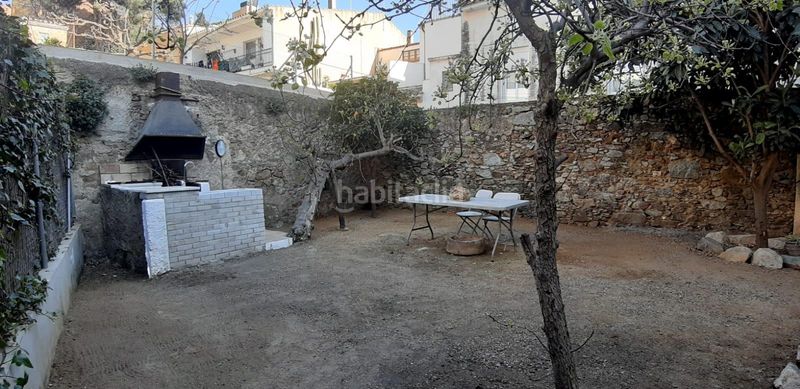 Foto 4d9efb98-5299-4c86-9a58-35a27564492a. Casa adossada a Alella