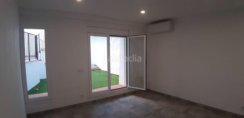 Foto 4f55576d-8e80-4705-b207-0782d7ab6f4f. Casa adossada a Alella