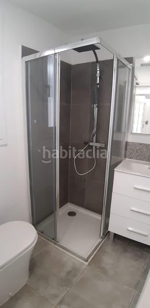Foto 512bb81f-02c4-492a-8b0d-39df279e0e3e. Casa adossada a Alella
