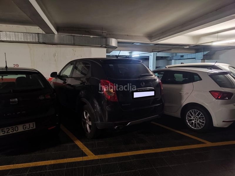Foto 16b2d5e6-aea7-461e-93e1-d3b80c8bf293. Aparcament cotxe a Sants Barcelona