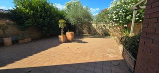 Casa  Carrer magnolies. Exclusiva casa en reus  zona migjorn con piscina y vistas