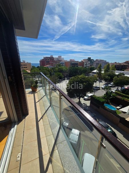 Foto 9c94d5f1-3c4b-42b2-920b-ef3f5f900f64. Alquiler dúplex con vistas a mar, ascensor a pk en Masnou (El)