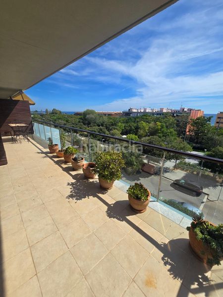 Foto d03afdbe-beec-43f9-9452-eced261c9b61. Alquiler dúplex con vistas a mar, ascensor a pk en Masnou (El)