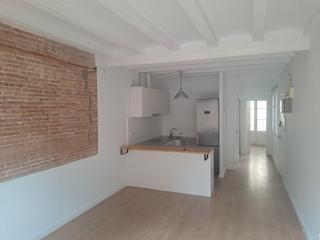 Lloguer Pis a Carrer del consell de cent 439. Piso de 2 hab. reformado