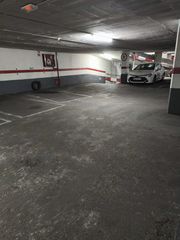 Parking coche en Carrer del montseny 67. Parking en venta