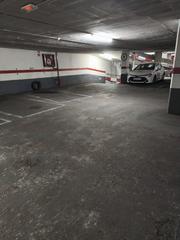 Parking coche en Carrer del Montseny 67