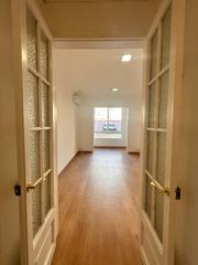 Rent Flat  Carrer de casanova 176. Piso en alquiler eixample esquerra casanova 176