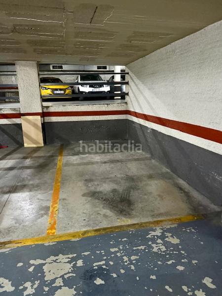 Foto 21ea6b57-3d28-4b64-abba-1fe83cbb8d93. Parking voiture dans Prosperitat Barcelona